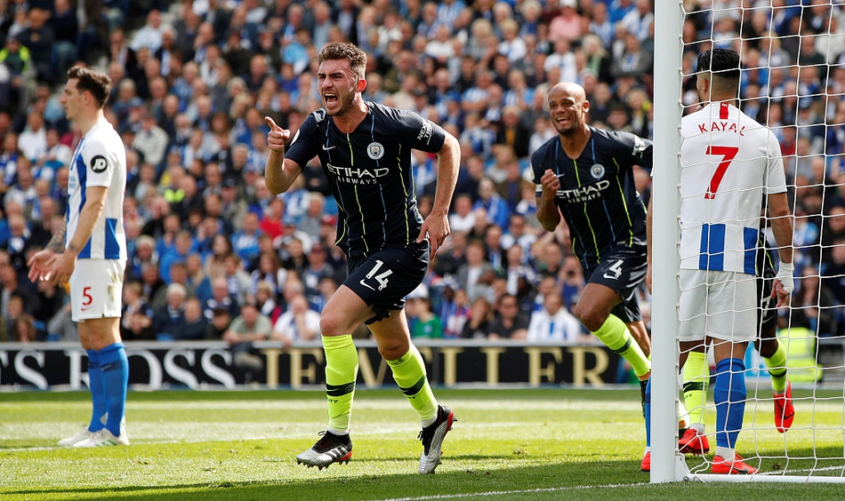 王楚钦避免0-3完败！樊振东队长也学会抓他漏洞，球迷炮轰教练组