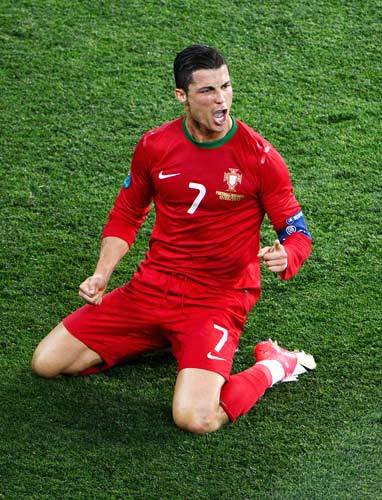 基米希：我正在全力以赴康复，争取在周一重返球场