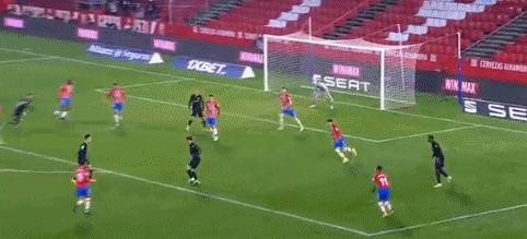 伊劳拉：对切尔西能拿到1分十分不易，我们的防守明显提升