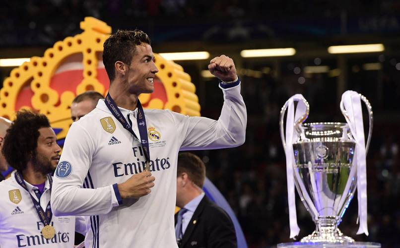 记者：巴萨有人反对买断拉什福德，因他逼抢力度不够&年薪高