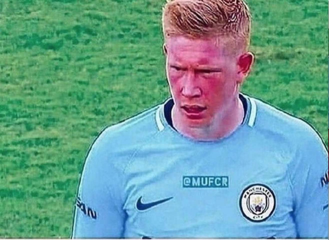 阿斯：巴萨和拜仁都有意桑托斯后卫索萨，后者被誉为新马塞洛