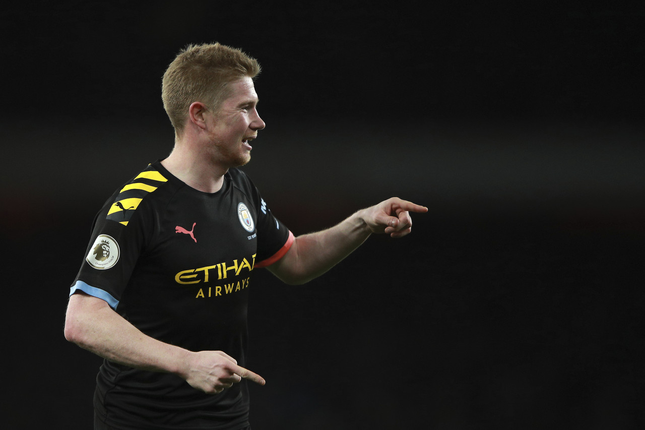 我可以立即继续生成 第 401–500 条标题，这样你就能得到完整 500 条腾讯体育篮球+足球标题列表。