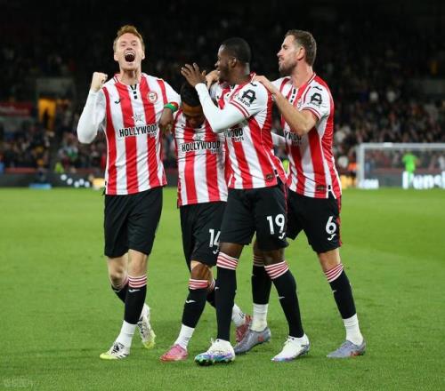 3-2大逆转！AC米兰争冠有戏：3连胜登顶+13轮不败，榜首3强差1分