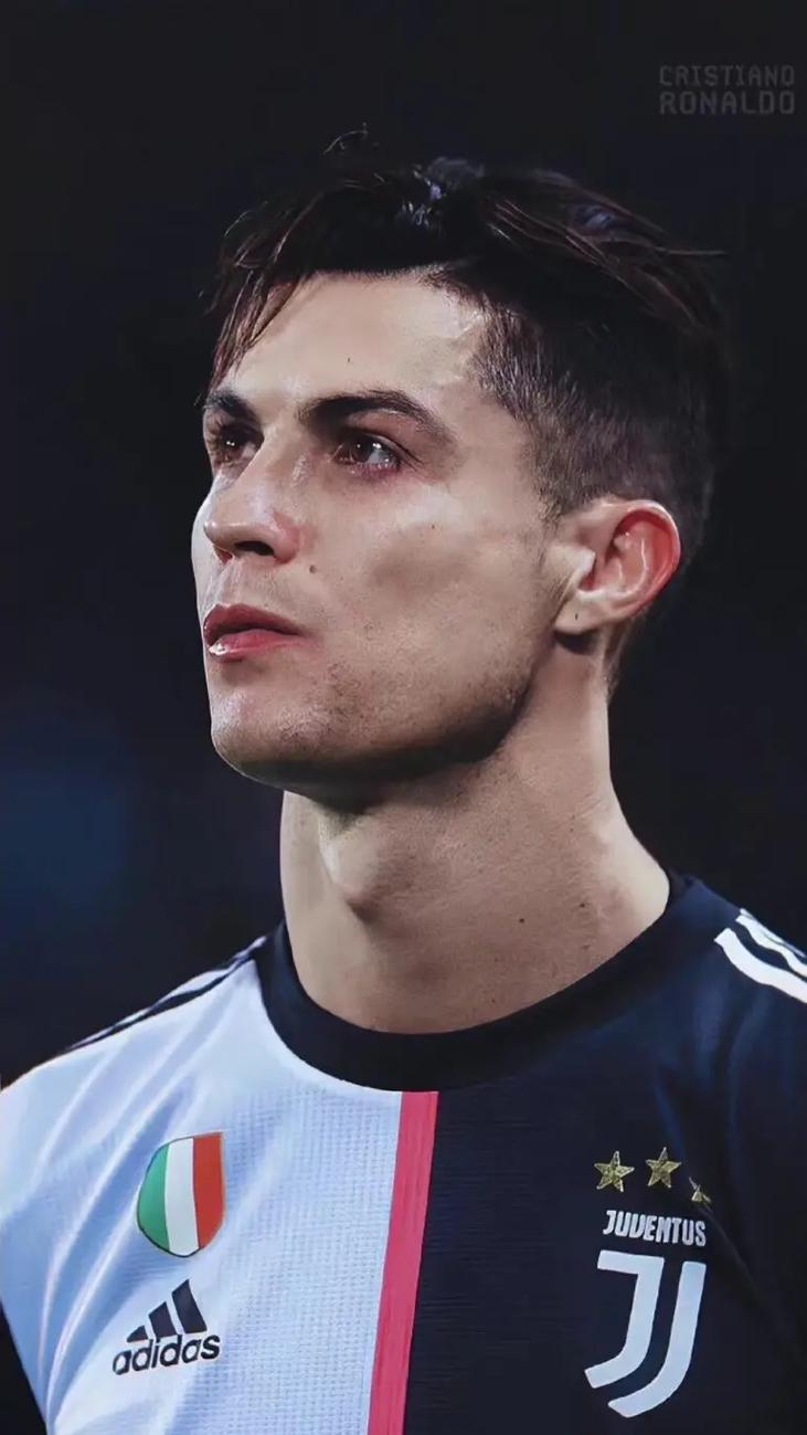 詹姆斯篮板表现抢眼，助球队逆转