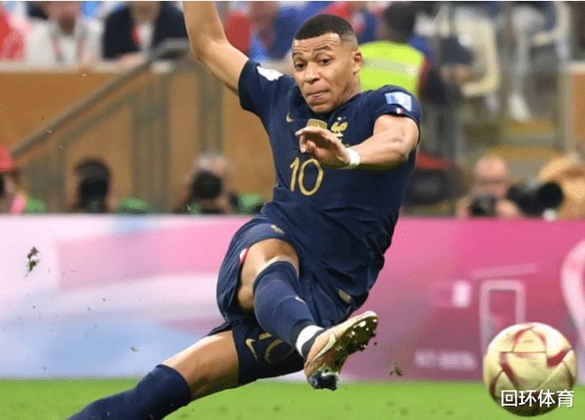 贝蒂斯被判点球的VAR录音公布：巴尔特拉一开始就抬起手臂