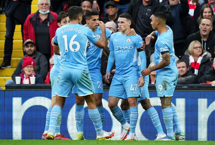 斯洛特：萨拉赫有权不满但不该向媒体说 俱乐部需要做出处理