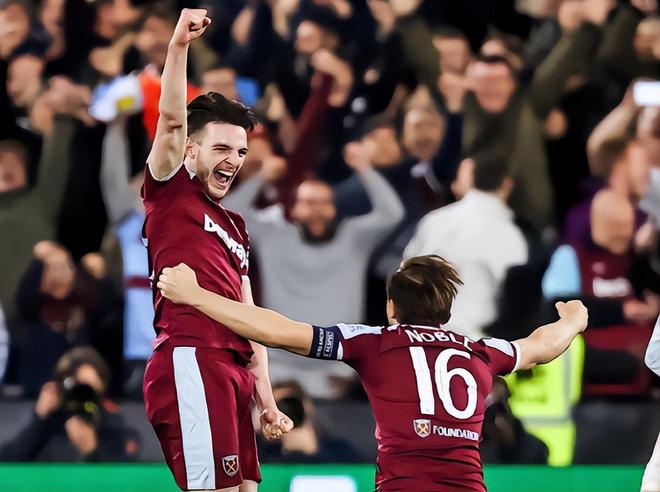 武汉三镇官宣：30岁前国脚合同到期离队，接近加盟中超第8